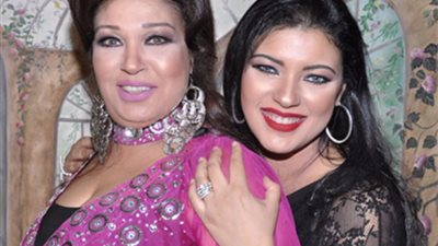نشطاء يتداولون صور لفستان ابنة فيفى عبده على التواصل الاجتماعى