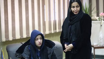ترحيل منى فاروق وشيما الحاج إلى سجن القناطر تمهيدا للإفراج عنهما