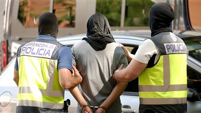 السلطات المغربية تفكك خلية موالية لتنظيم 