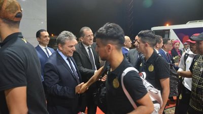 منتخب الجزائر يصل القاهرة للمشاركة في بطولة كأس الأمم الإفريقية