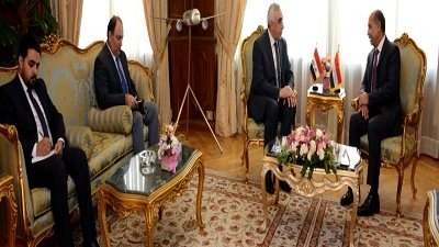 الفريق يونس المصري: اهتمام كبير لتطوير منظومة النقل الجوى بالعراق