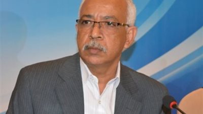 عمال البناء والاخشاب تدخل 