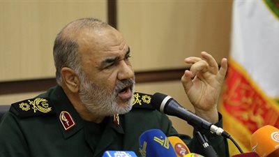 الحرس الثوري: امتنعنا عن إسقاط طائرة أمريكية تحمل 35 شخصا