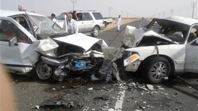 توقف الحركة أعلى طريق الإسماعيلية الصحراوى بعد إصابة شخص بحادث تصادم