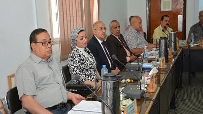 رئيس جامعة أسيوط يشيد بدور كلية الطب البيطري في المجالات العلمية