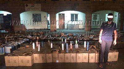 احباط محاولة تهريب 30 لفافة لجلد التمساح عبر منفذ قسطل البرى