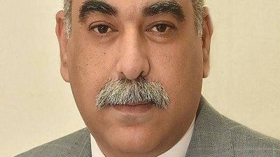 رئيس حي غرب اسيوط يضبط موظف يقوم بتحصيل مبالغ بدفاتر مقلده
