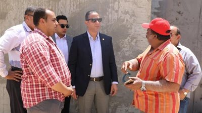 محافظ سوهاج يتفقد الأعمال النهائية لمشروع توسعة الكورنيش الغربي