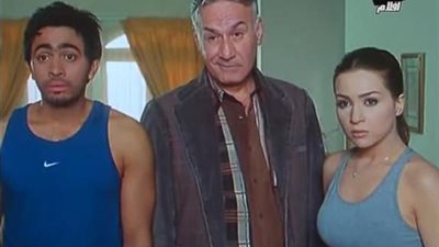 تامر حسنى ينعى عزت ابو عوف بكلمات حزينة