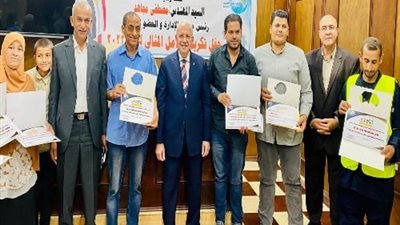 لتحفيز العاملين.. رئيس مياه القليوبية يُكرم المتميزين