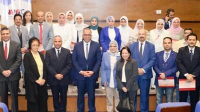 صقر يشهد حفل توزيع شهادات الدفعةالأولى لدبلوم تطبيق تحليلات النظم