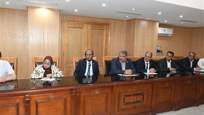 الأنصارى يقرر إلغاء الأسواق بجميع الطرق المؤدية للجان الامتحانات