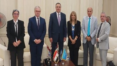 جامعتا بنها الأهلية والفرنسية تبحثان التوسع فى البرامج المشتركة