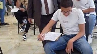 السوشيال ميديا ظلمت الطالب.. وشهادة حق من رئيس الجامعة