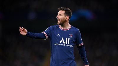 الهلال يواصل التضحية بالأجانب للتعاقد مع ميسي