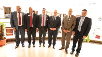إتاحة فرصة للتدريب بجامعتي العلمين الدولية ولويفيل الأمريكية