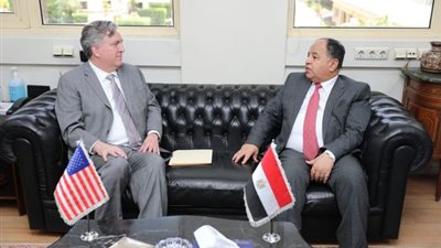 المالية:ملتزمون بخفض معدلات الدين لأقل من ٨٠٪ بحلول عام 2026/2027