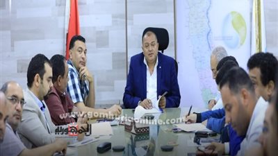 متابعة نسب تنفيذ محطات مياه الشرب بمبادرة حياة كريمة