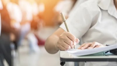 للمرة الـ27..مليونير عمره 56عاماً يتقدم لامتحانات الثانوية العامة