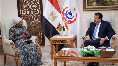 عبدالغفار يلتقي نائب وزير صحةدولة مالاوي لبحث سبل التعاون المشترك