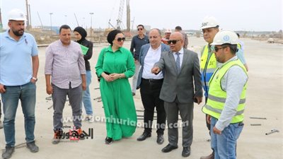 النائبة رحاب موسى تشيد بالمشروعات الكبرى بميناء دمياط