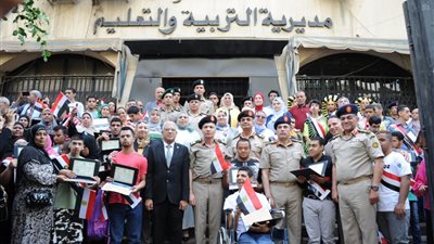 القوات المسلحة تقدم تيسيرات لطلبة مدارس التربية الفكرية من ذوى الهمم لإنهاء مواقفهم التجنيدية