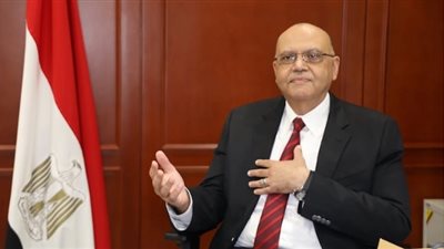ياسر عثمان : الجالية المصرية تؤازر الأهلى أمام الوداد