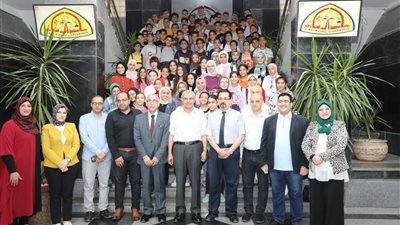رئيس جامعة الزقازيق يشهد حفل استقبال طلاب جامعة الطفل