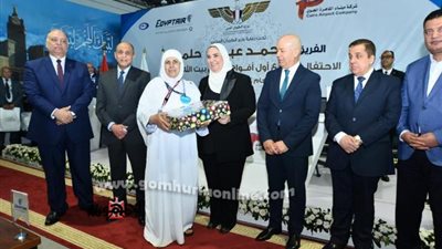 تسليم كل حاج حقيبة يد بها أدوات وقائية وجهاز اختبار فيروس كورونا