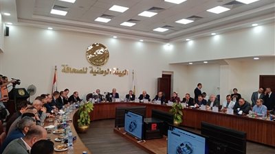 مفيش تخفيف احمال هذا الصيف.. وزير الكهرباء للمواطنين