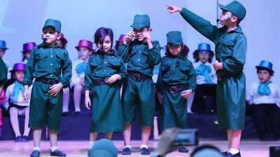 الطالبة لانا محمود تشارك في بطولة العرض المسرحي لنهاية العام