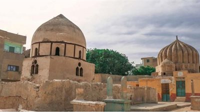 ترحيب كبير بالتوجيهات الرئاسية بإعادة النظر في نقل مقابر السيدة نفيسة والامام الشافعى