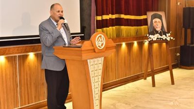 سعد يشهد ذكرى الاربعين وتأبين الراحل الأنبا كيرلس وليم
