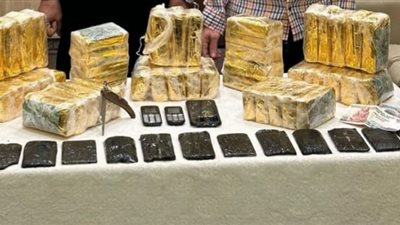 ضبط شخصين بـ250 طربة حشيش في الجيزة