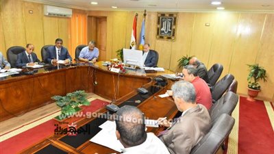 محافظ أسيوط يطمئن رئيس الوزراء على الاستعداد لاستقبال عيد الاضحى