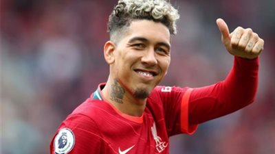 الأهلي السعودي يقترب من ضم ساحر ليفربول