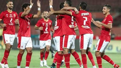 بيراميدز يشعل سوق الإنتقالات.. يفاوض مهاجم الأهلي سراً