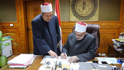 وكيل الأزهر يشكر الخارجيَّة على تسهيل مهمة الامتحانات
