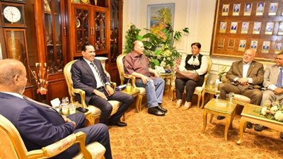 محافظ أسيوط:يلتقي أمين حزب الشعب للتهنئة بعيد الأضحى