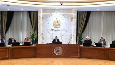 مجلس الوزراء يوافق على ترقية الموظفين بالجهاز الإداري للدولة