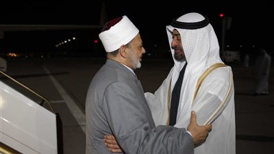 رئيس الإمارات وشيخ الأزهر يتبادلان التهنئة بعيد الأضحى المبارك