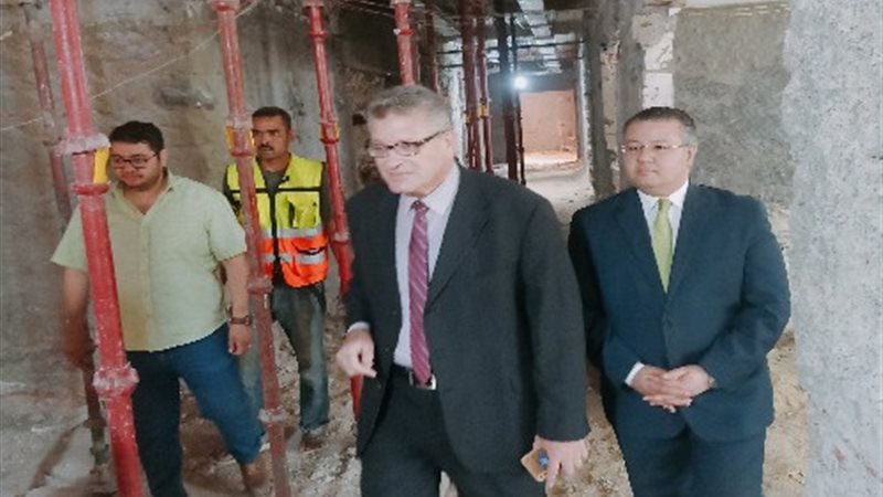 الأشهب والدخاخني