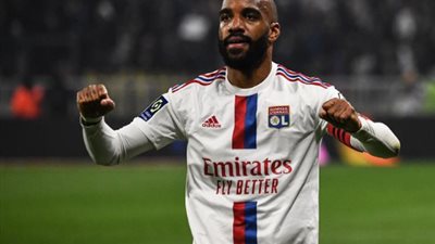 منافس الزمالك فى البطولة العربية.. يقترب من حسم صفقة 