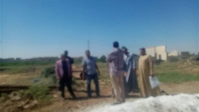 إزالة ٦حالات تعد على الارض الزراعية فى المهد بالمنيا