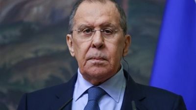 روسيا تسحب 40 موظفا من سفارتها فى رومانيا