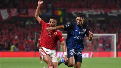 إتحاد الكرة يرفض تهديد رئيس الزمالك بطاقم تحكيم مصري للقمة
