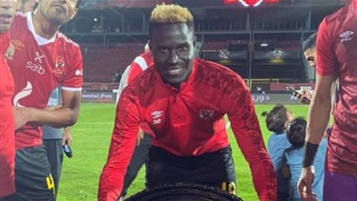 رسمياً .. مهاجم الأهلي فى بوردو الفرنسي مقابل 3 مليون دولار