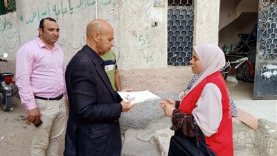 وكيل وزارة الصحة ينقل فريق المركز الطبي بابوحماد