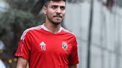غضب أهلاوى من محمد شريف بسبب المفاوضات السرية مع الزمالك