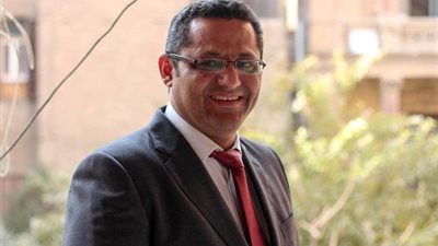 نقيب الصحفيين يرد على التساؤلات المثارة بشأن 